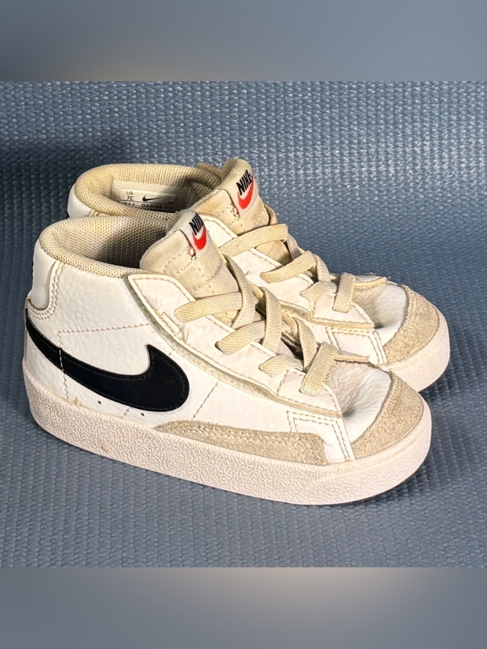 Nike Blazer Mid 77 Athletic Sneakers DA4088-100 White Black Toddler Size 7C
